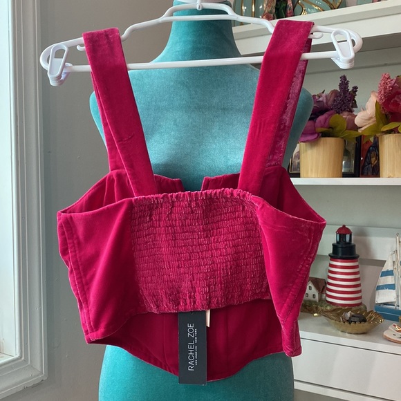 New Rachael Zoe Red velvet crop smocked button front tank size M💕✨ - Picture 2 of 10